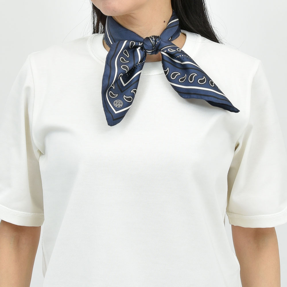 LESCARF（レスカーフ）<br>スカーフ1型
