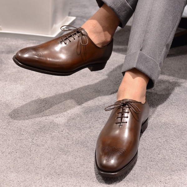 エントリーに最適の高級ドレスシューズは！Crockett&Jones（クロケット 