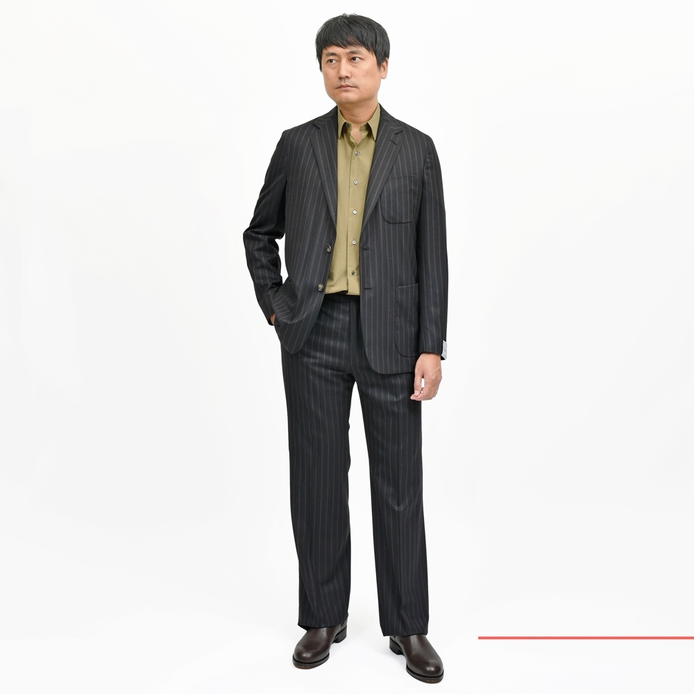 気軽に羽織るサルトリアル。<br>CARUSO（カルーゾ）2025F/W#1